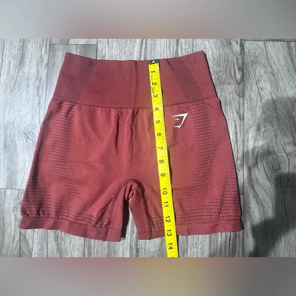 shorts Gymshark Vital Seamless size
S. Used excellent condition.color Terracota. - Picture 3 of 6